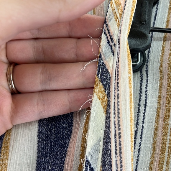 Xhilaration Short Sleeve Topper Cardigan Striped Womens Size L Tan Blue Pink - Picture 11 of 11